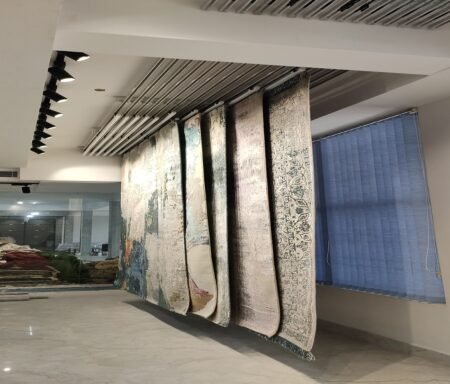 Carpet Ceiling Mounting Display System- GR1