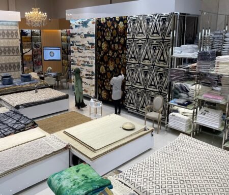Carpet Sliding Display System RC3